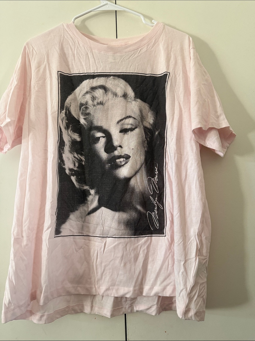 Graphic Marilyn Monroe Pink Tee - Women's Casual Top